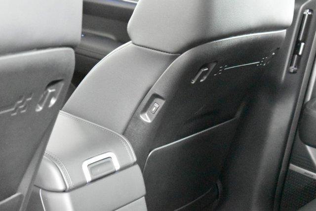 New 2027 White Hyundai Limited image 87