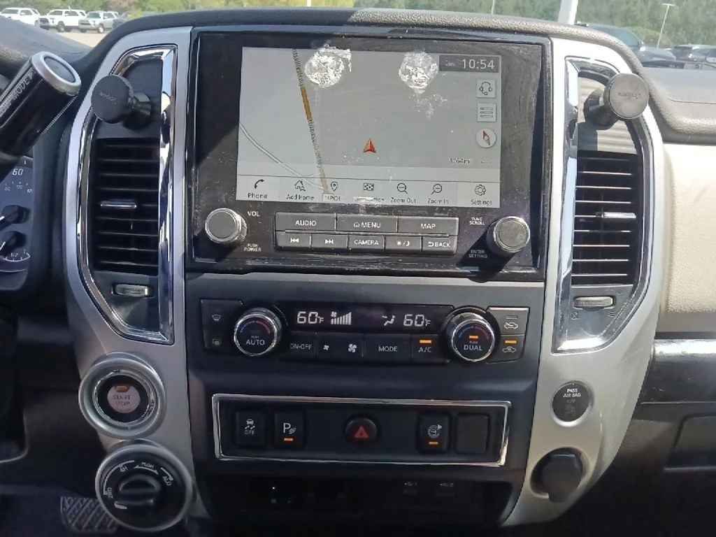 Used 2021 White Nissan SV image 21