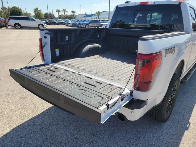 New 2026 Oxford White Ford XLT image 11