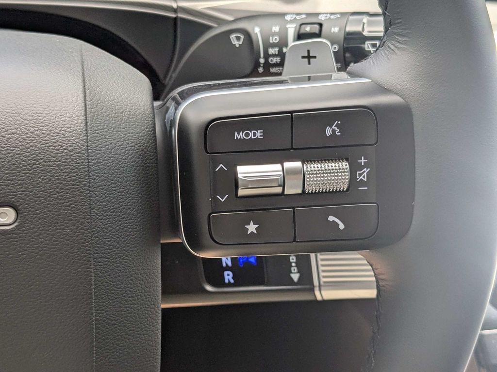 New 2027 Gray Hyundai SE FWD image 27