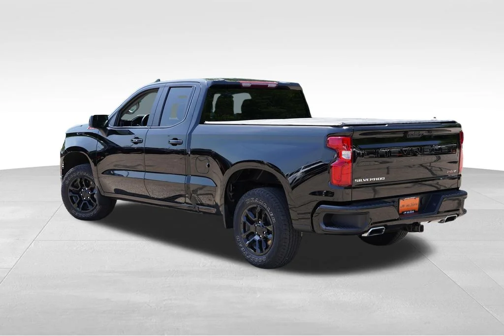 Used 2023 Black Chevrolet RST image 7