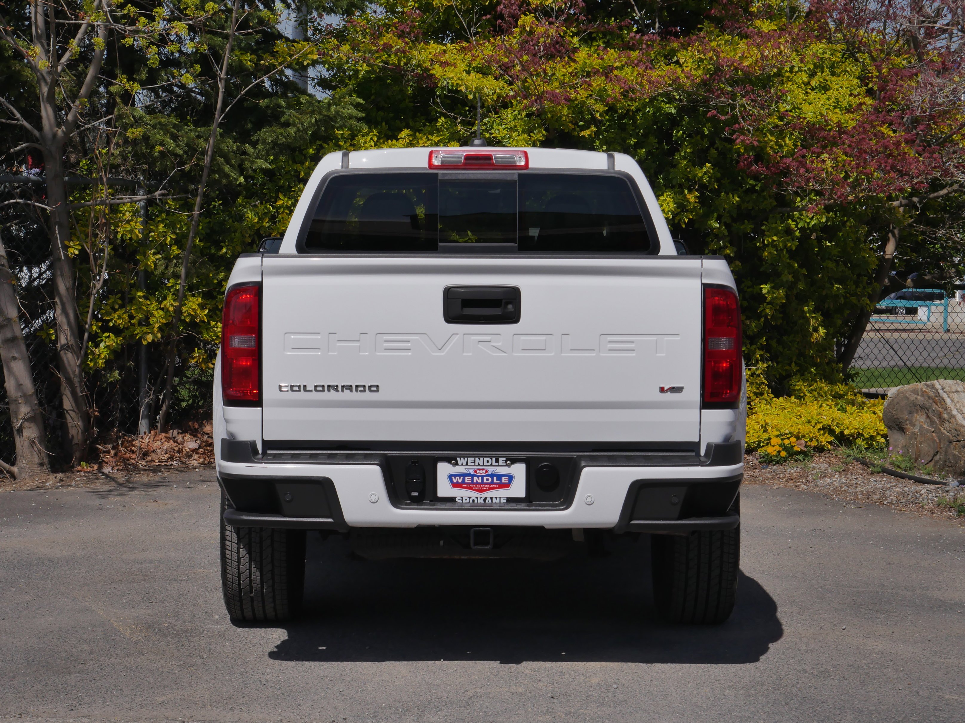 Used 2022 Summit White Chevrolet 4WD Z71 image 23