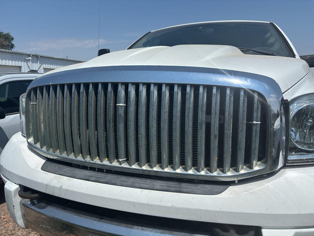 Used 2008 Bright White Clearcoat Dodge Laramie image 2