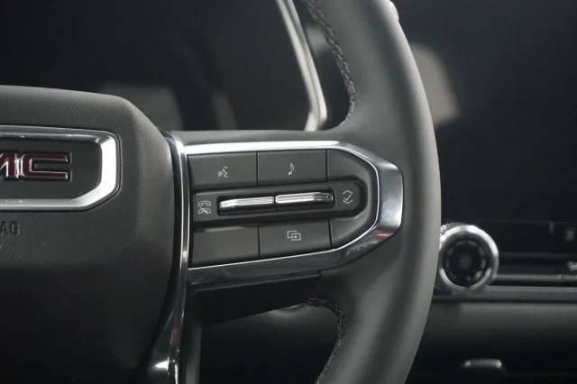 New 2026 Onyx Black GMC Elevation image 24