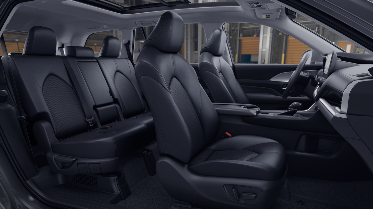 New 2026 Midnight Black Metallic Toyota Hybrid XLE image 20