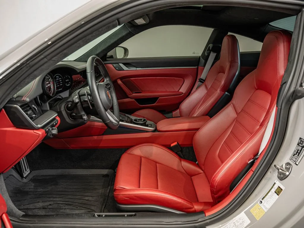 Certified Used 2023 Chalk Porsche Turbo image 5