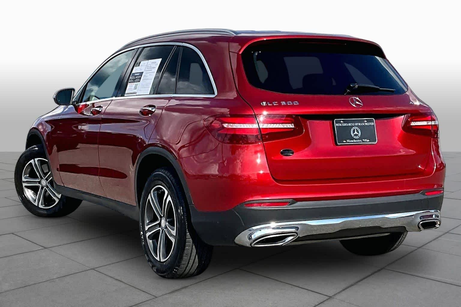 Used 2016 designo Cardinal Red Metallic Mercedes-Benz GLC 300 image 12