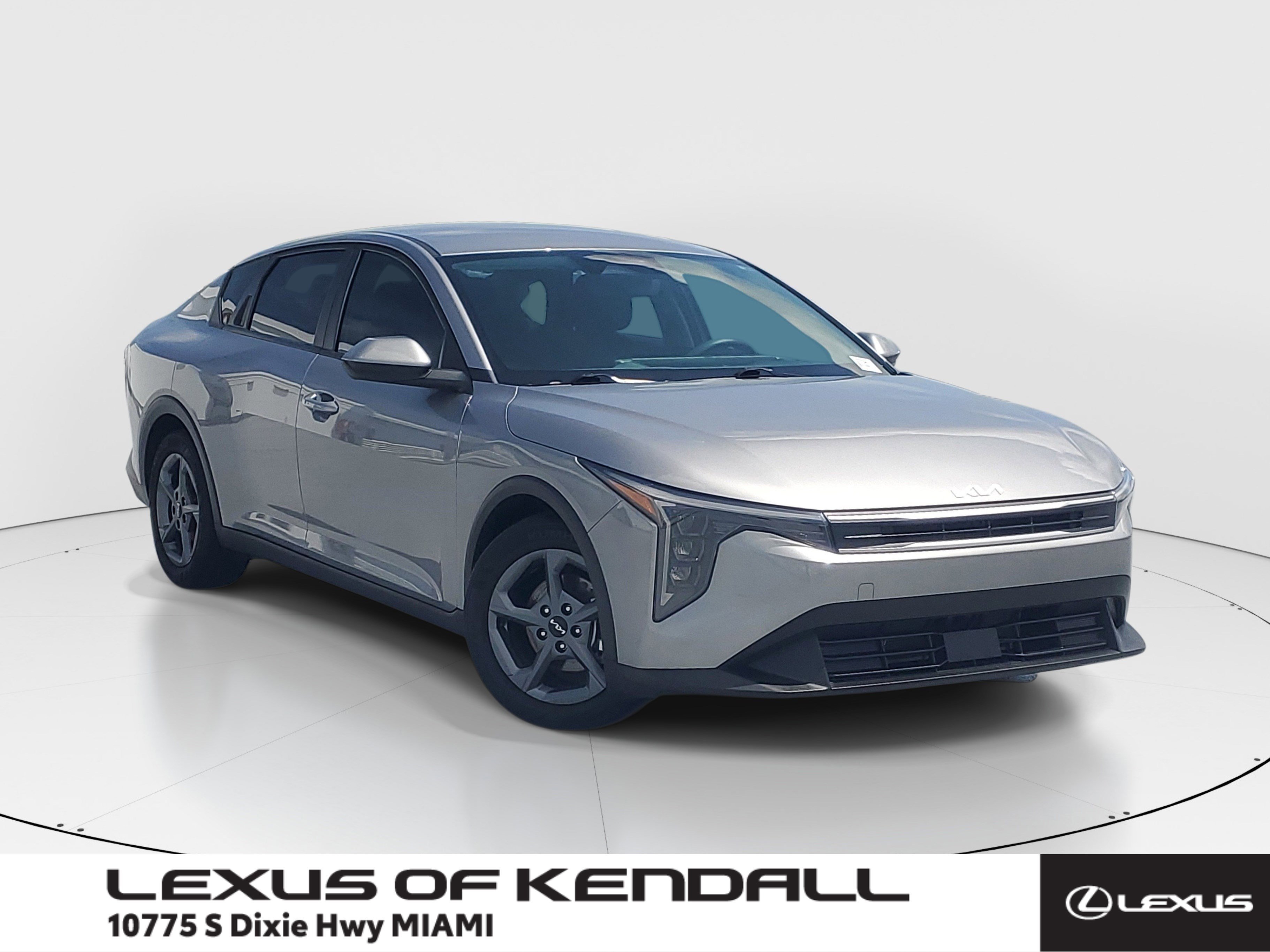 2025 Kia K4 LXS AT's photo