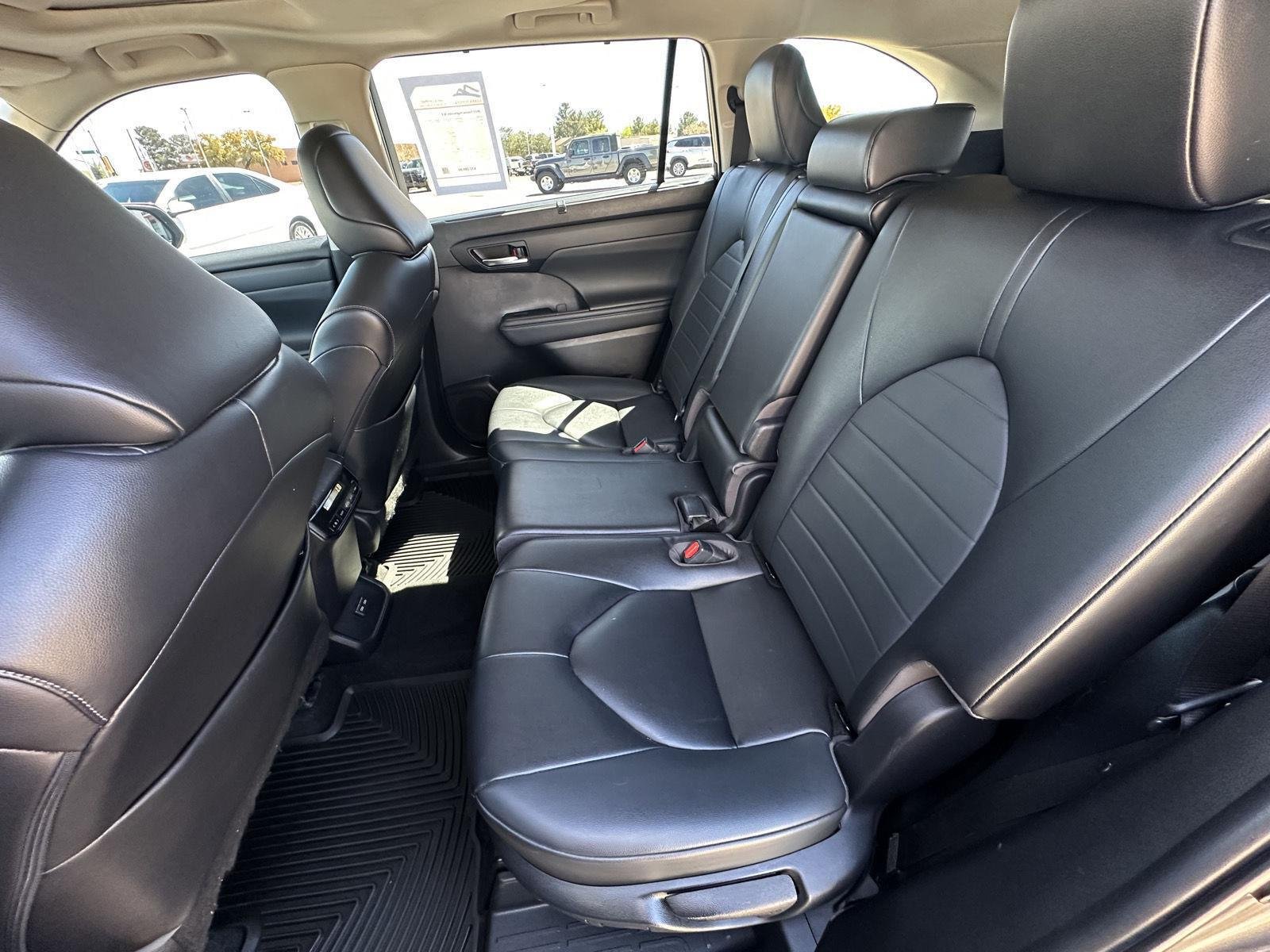 2023 Toyota Highlander XLE - Photo 20