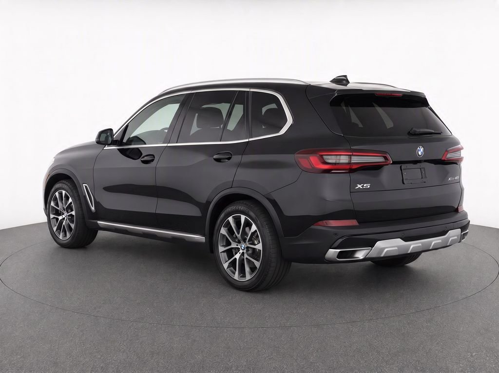 Used 2023 Black Sapphire Metallic BMW xDrive40i image 29