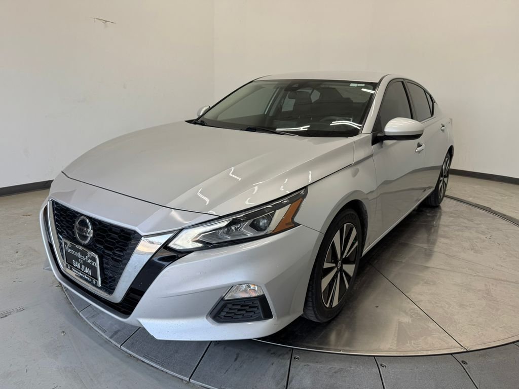 Used 2022 Brilliant Silver Metallic Nissan 2.5 SV image 30