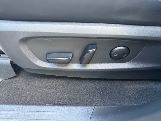 Used 2023 Gray Nissan Rock Creek image 9