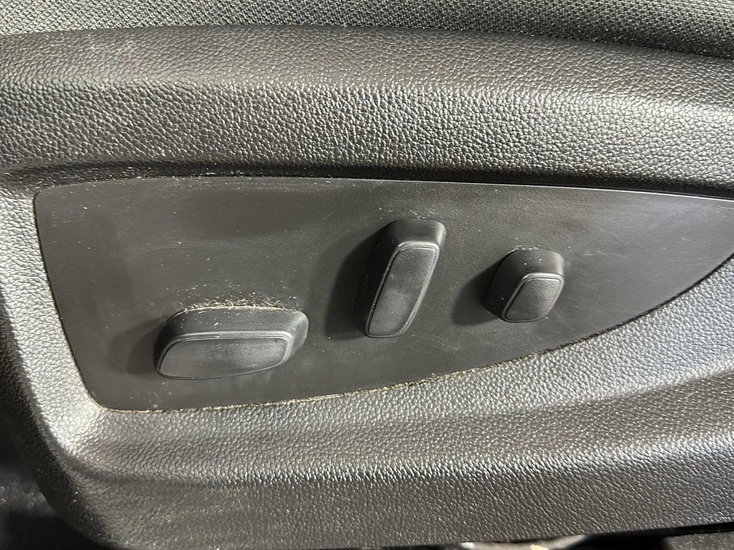 Used 2019 Red Hot Chevrolet LT image 9