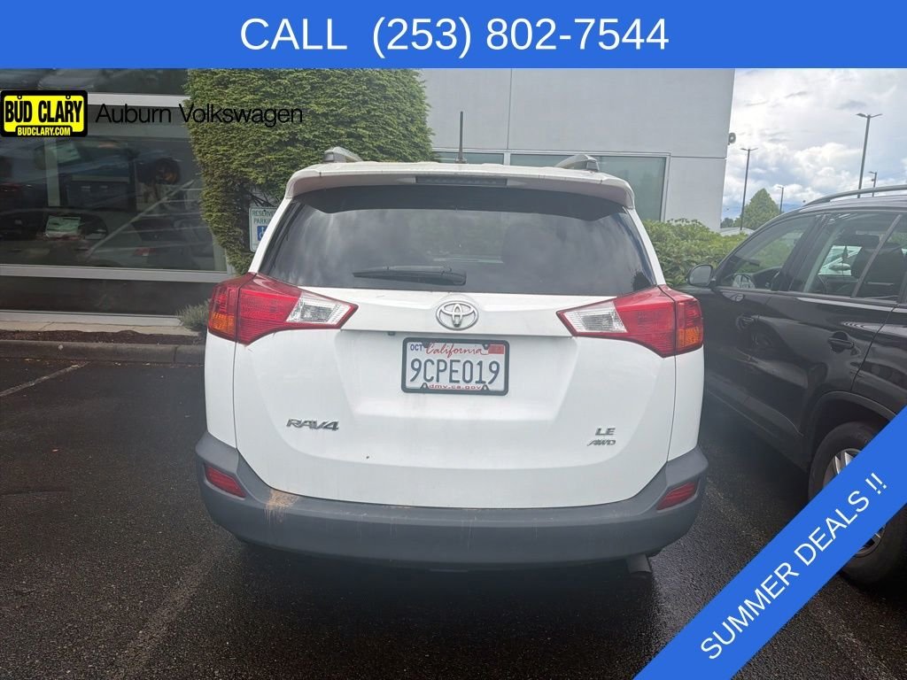 Used 2015 White Toyota LE image 7