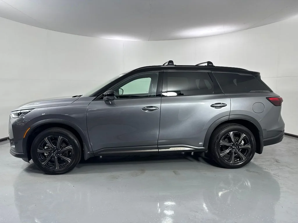 Certified Used 2026 Gray INFINITI Autograph image 10