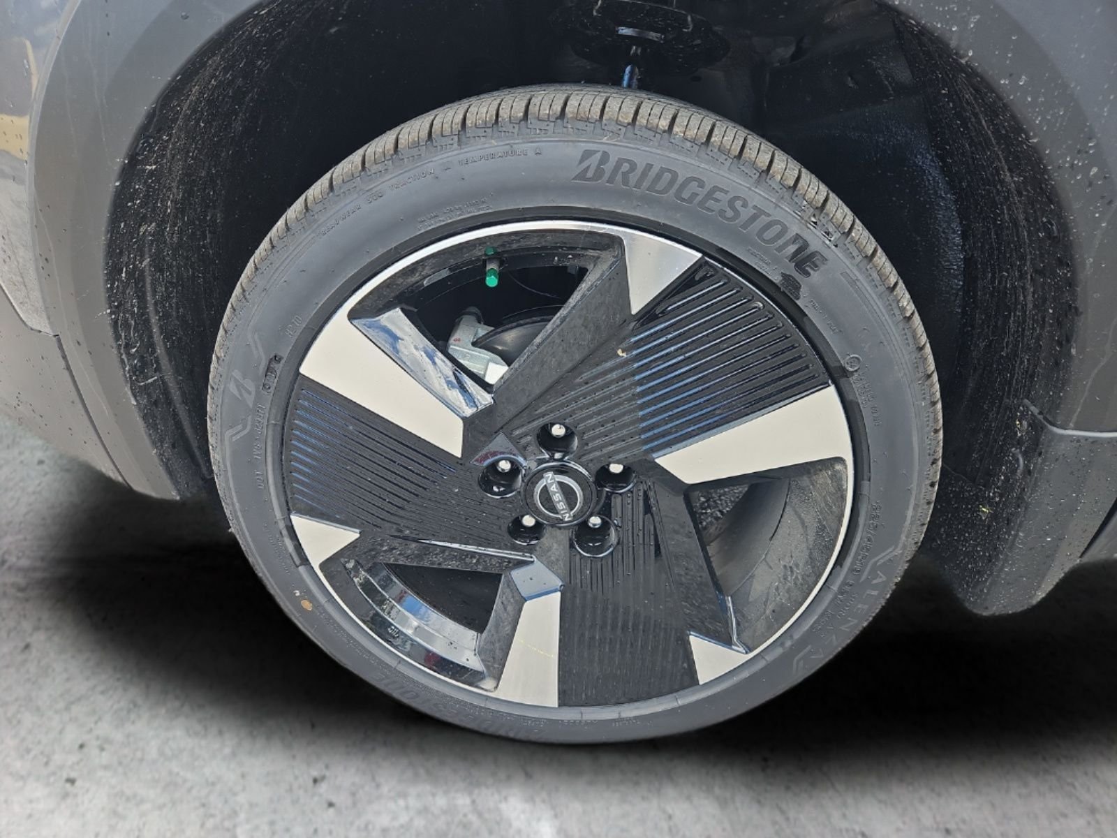 New 2026 Gray Nissan SR image 26