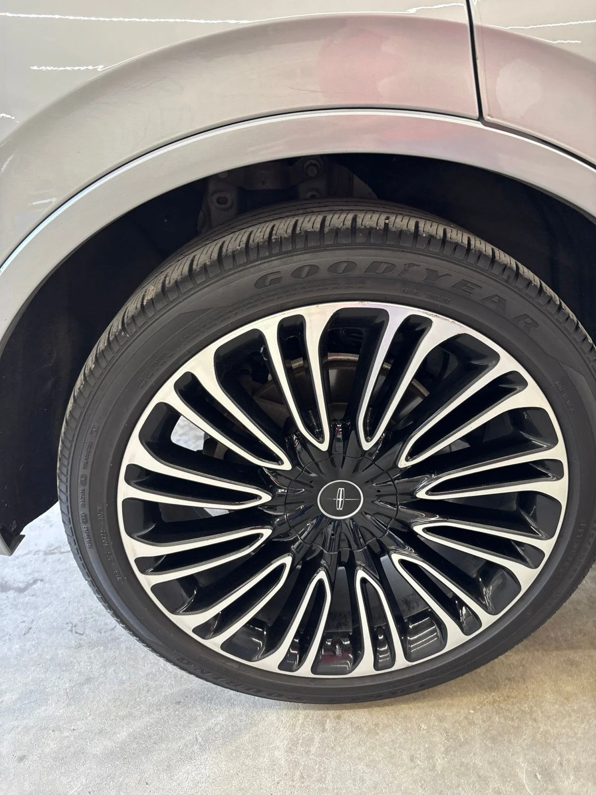 Used 2020 Radiance Metallic Lincoln Black Label image 22
