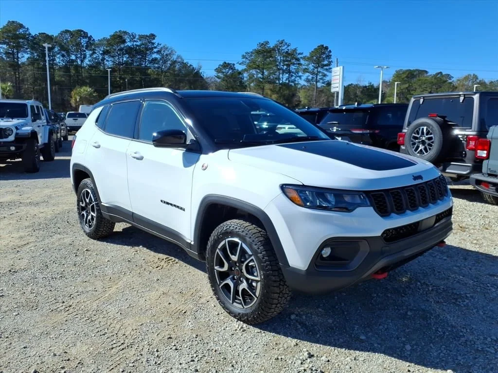 2026 Jeep Compass Trailhawk 4X4's photo