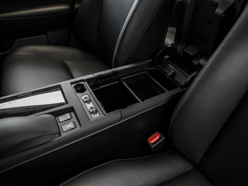 Used 2015 White Lexus 350 image 20