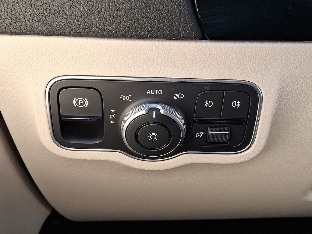 2025 Mercedes-Benz GLA GLA250 - Photo 25