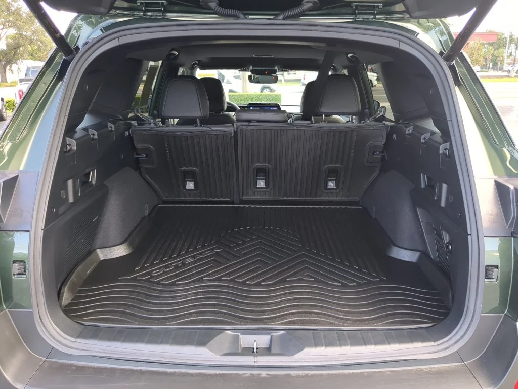 2026 Subaru Outback Limited - Photo 10