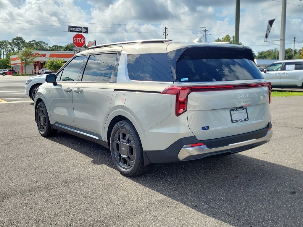 New 2026 Ivory Silver Kia SX image 4