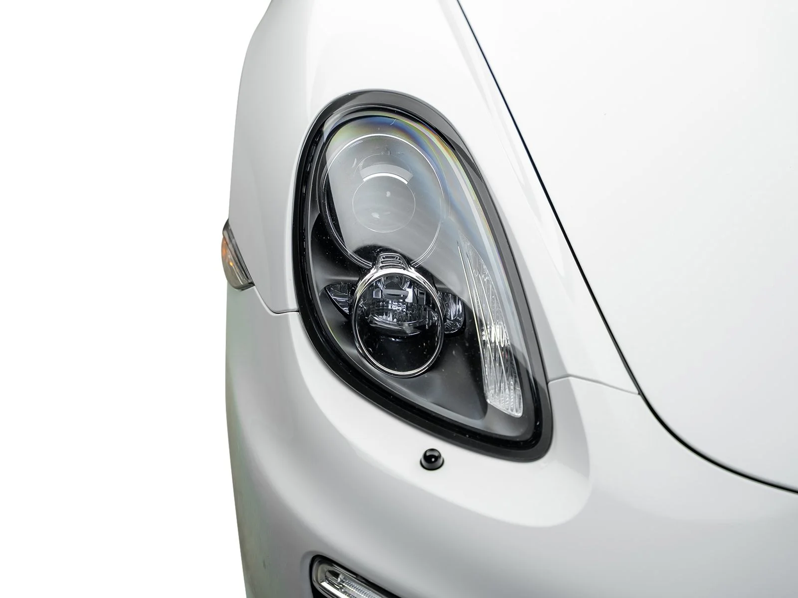 Used 2015 White Porsche S image 4