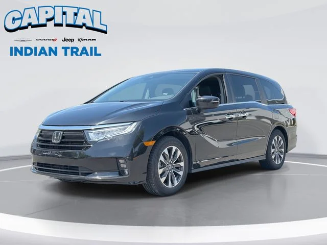 Used 2024  Honda EX-L image 1
