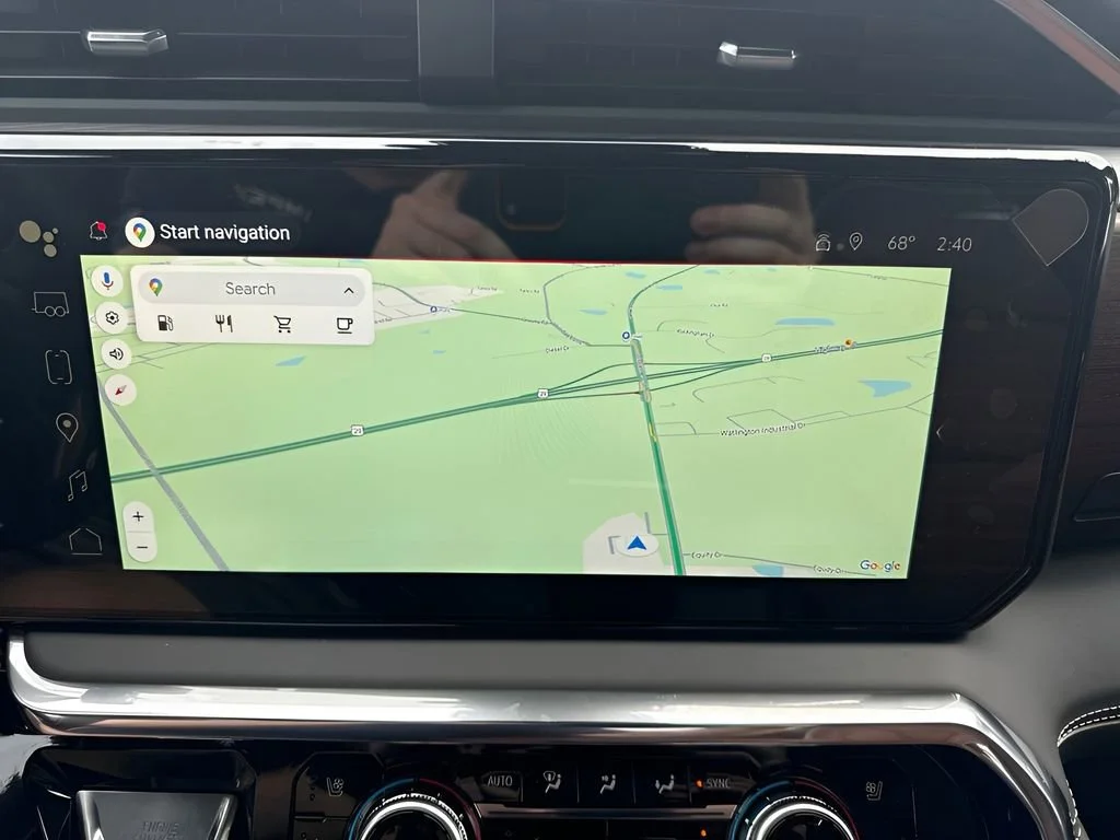 New 2026 Glacier White Tricoat GMC Denali Ultimate DRW image 23