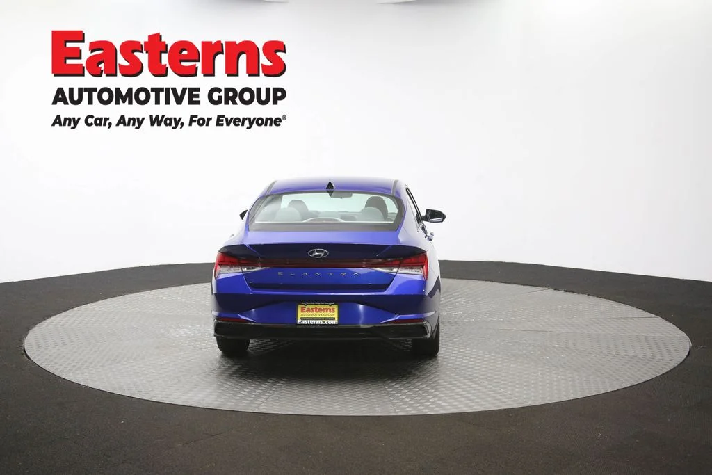 Used 2022 Blue Hyundai SEL image 39