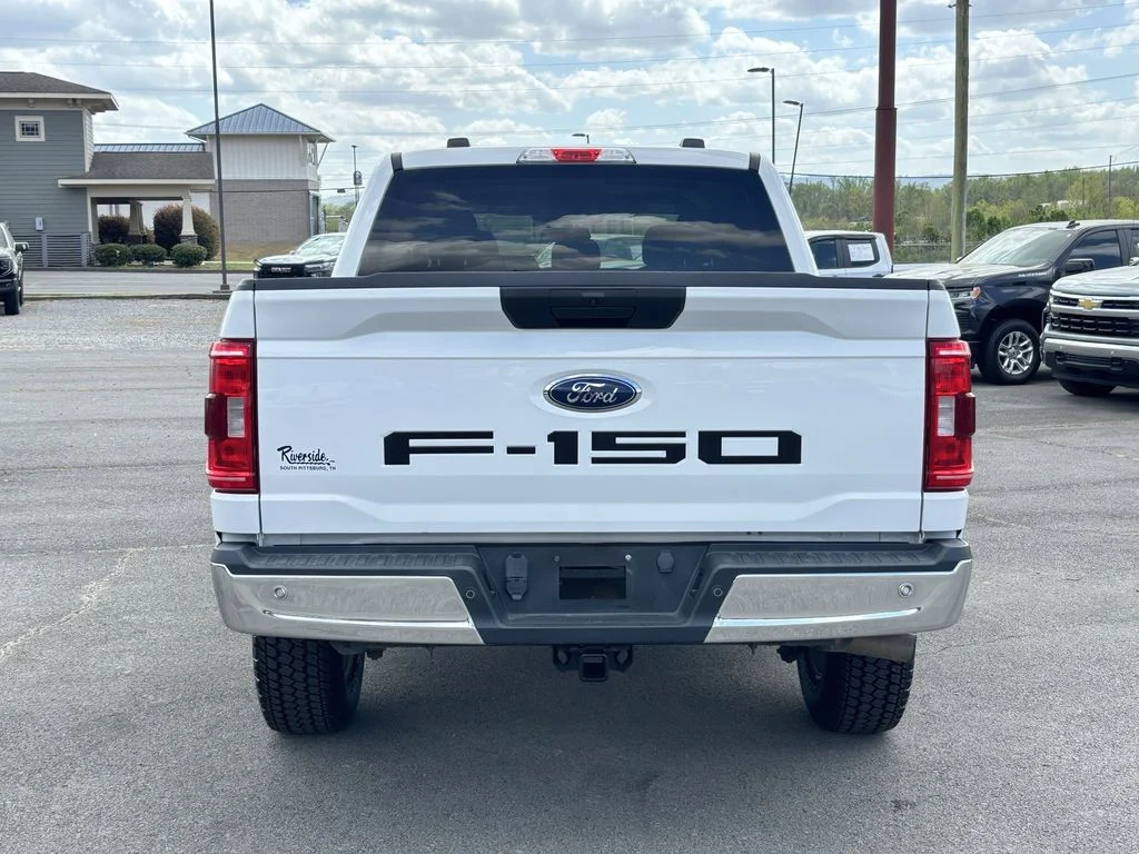 Used 2021 White Ford XLT image 7