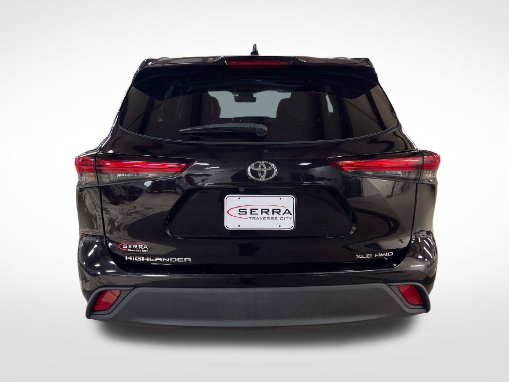 Used 2021 Brown Toyota XLE image 4
