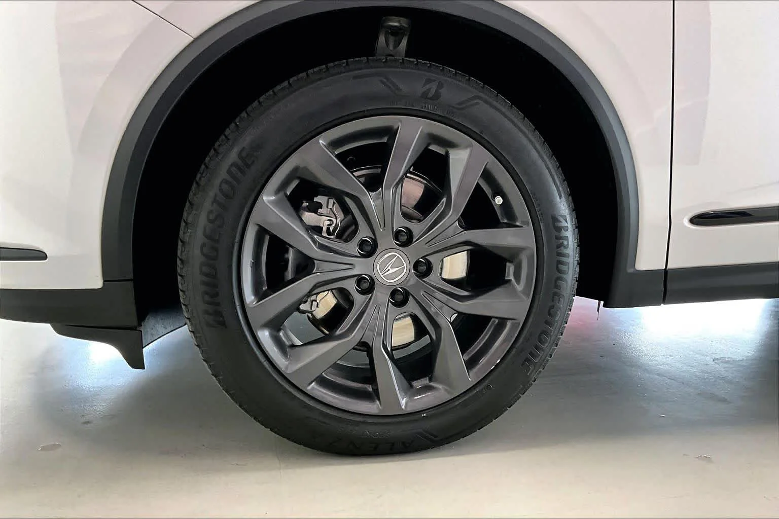 Used 2023 Platinum White Pearl Acura SH-AWD with A-Spec Package image 8