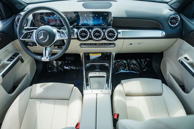New 2026  Mercedes-Benz GLB 250 image 21