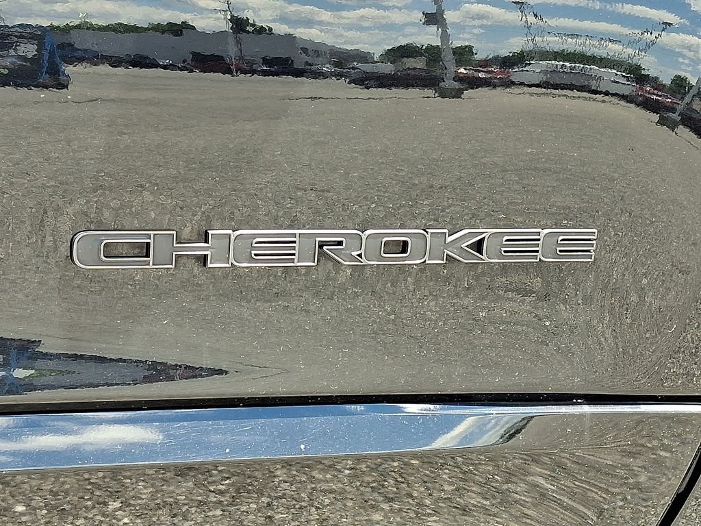 Used 2019 Black Jeep Limited image 30