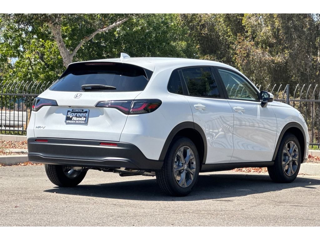 New 2027 Platinum White Pearl Honda LX image 4