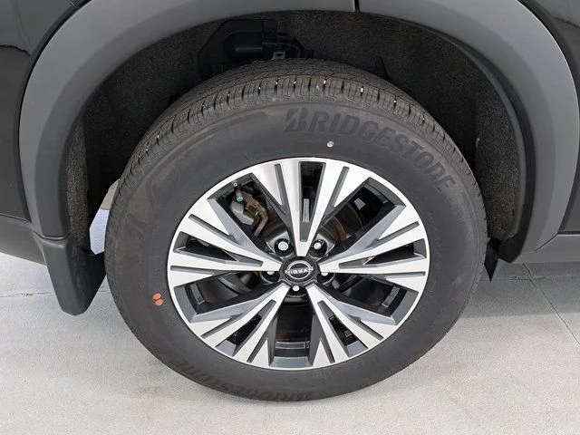 Used 2023 Black Nissan SV image 32