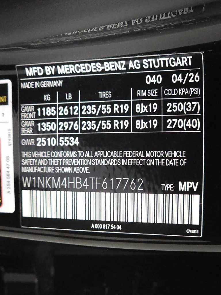 Certified Used 2026 Black Mercedes-Benz GLC 300 image 37