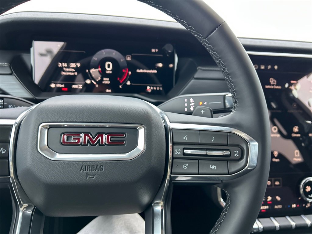 2026 GMC ACADIA - Image 19