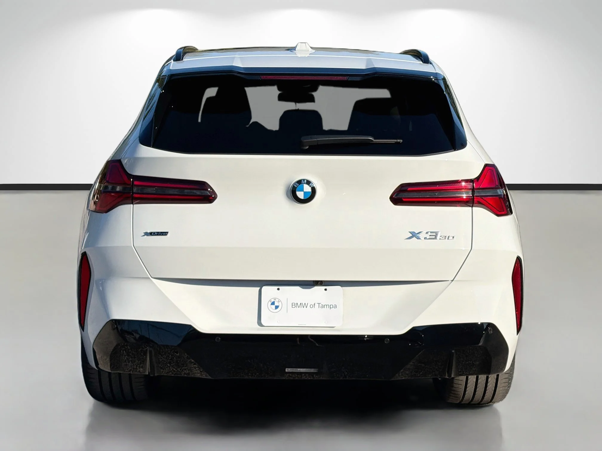New 2026 Alpine White BMW 30 xDrive image 4