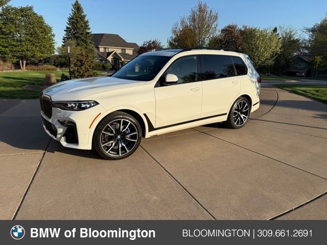 2021 BMW X7 xDrive40i's photo