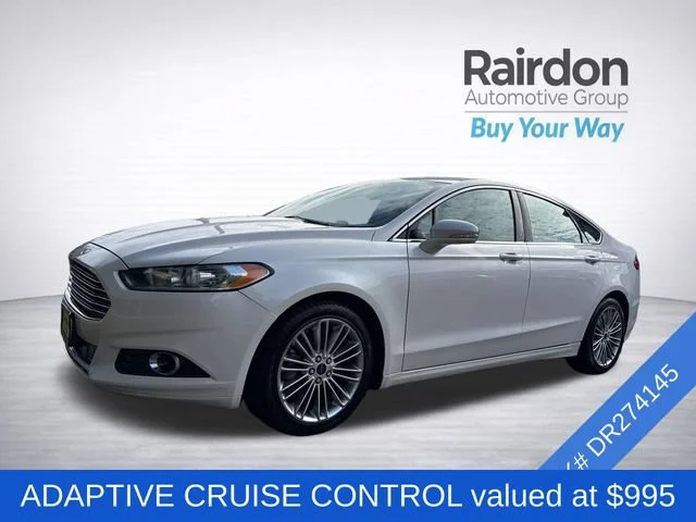 Used 2013 White Platinum Clearcoat Metallic Ford SE Hybrid image 3