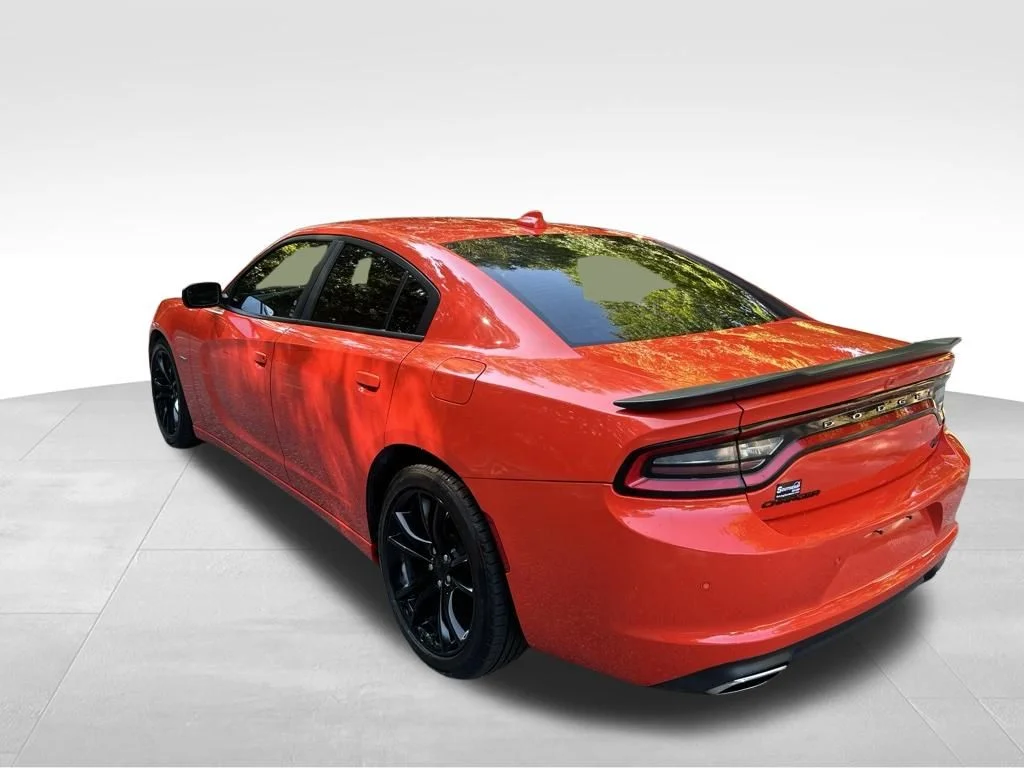 Used 2016 Orange Dodge R/T image 3