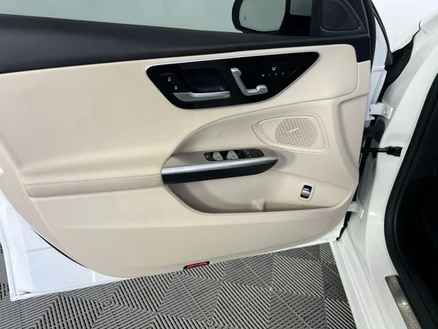 Used 2024 Polar White Mercedes-Benz C 300 image 17