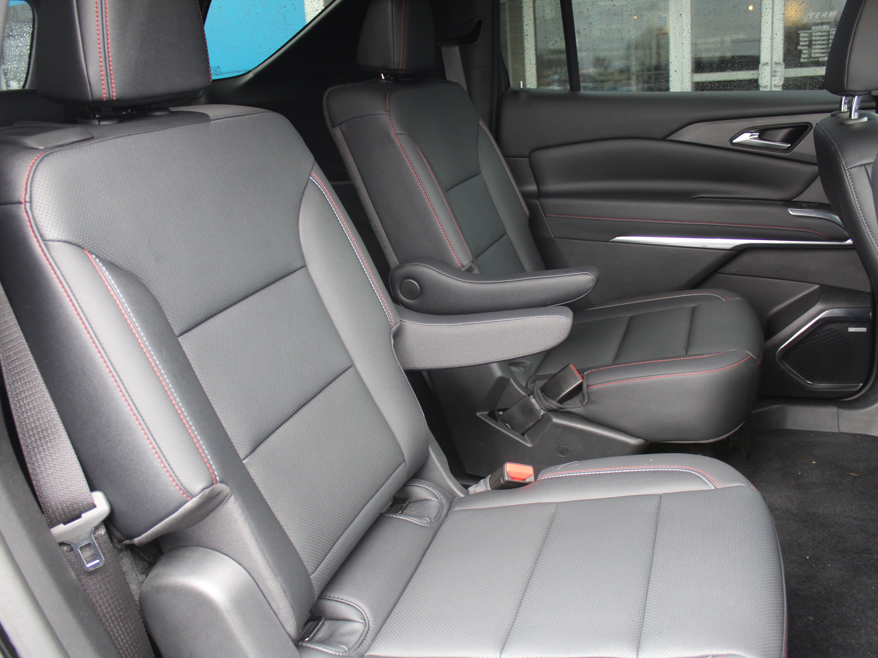 2024 Chevrolet Traverse Z71 - Photo 25