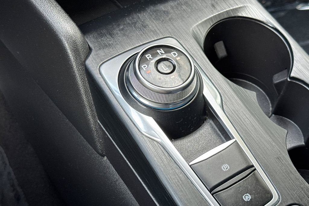 Used 2023 Silver Ford Active image 22