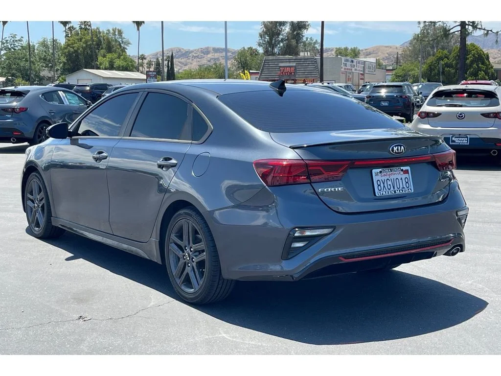 Used 2021 Gravity Gray Kia GT-Line image 4