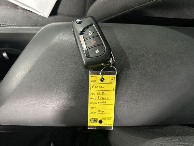 Certified Used 2018 Pearl Toyota XLE image 33