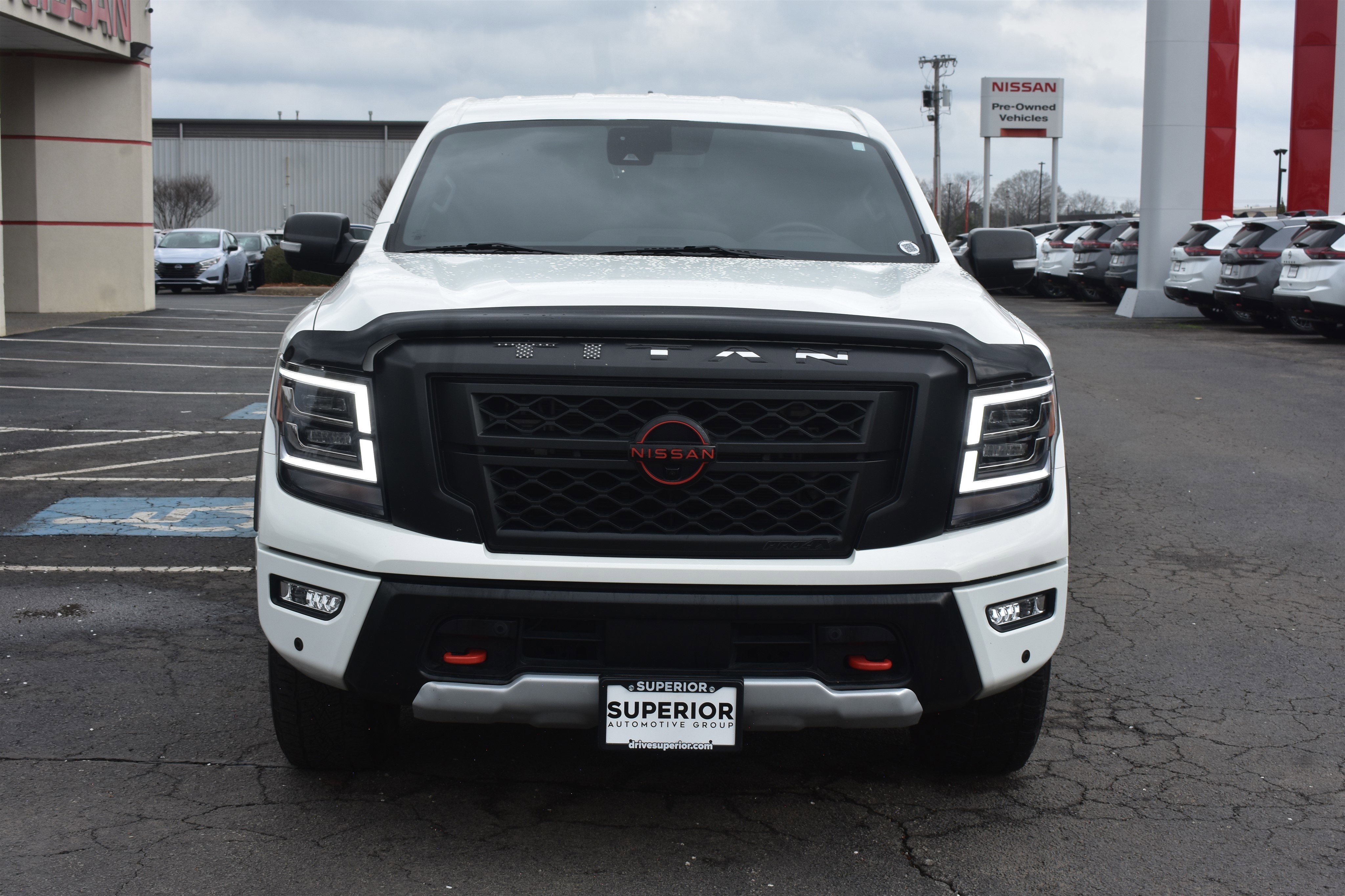 Used 2024 Nissan Titan PRO-4X with VIN 1N6AA1ED6RN112690 for sale in Little Rock