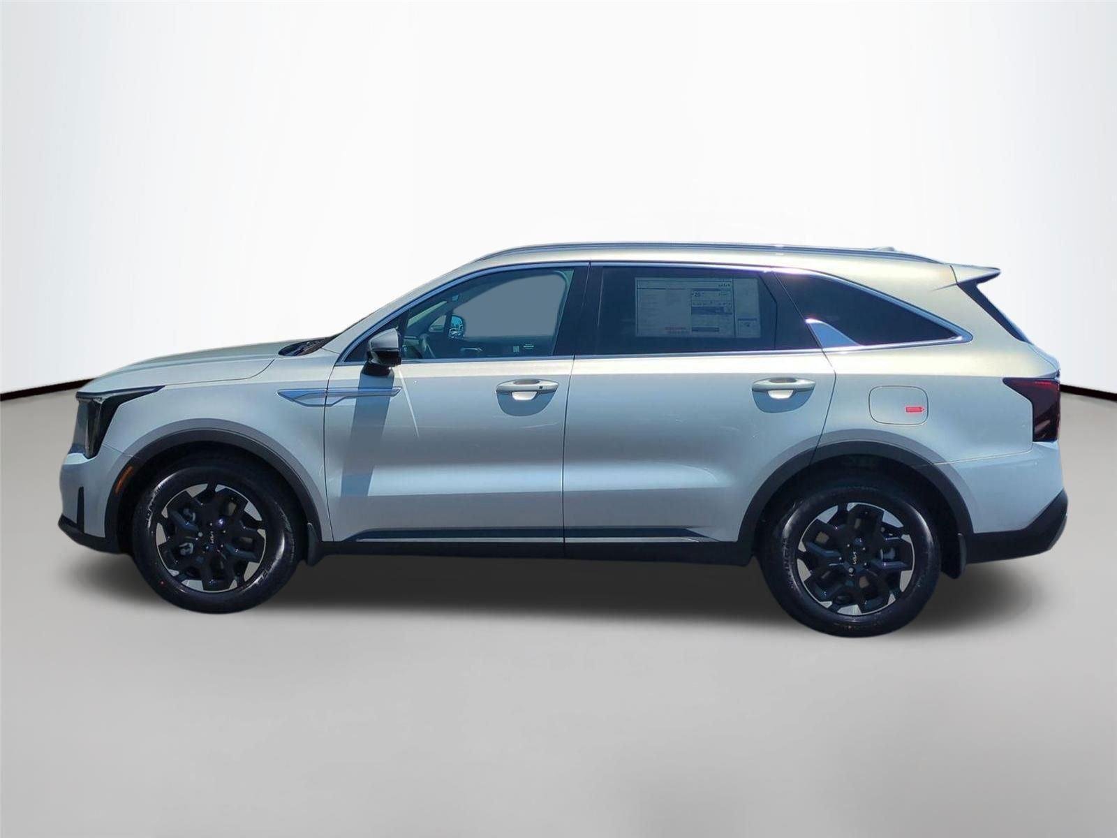 New 2026 Ivory Silver Kia S image 2